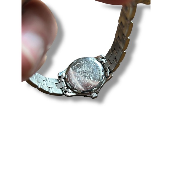 Geneve Swiss Watch Silver Tone Stainless Steel Band White Dial Ladies - Picture 5 of 5